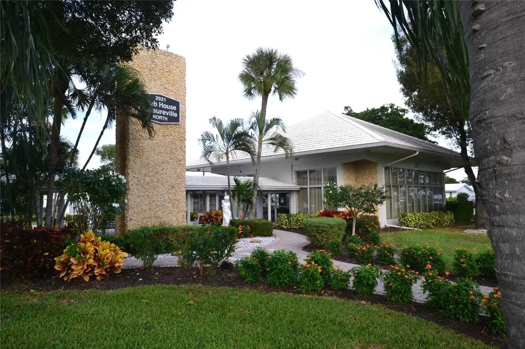 140 NW 28th Court Pompano Beach FL 33064
