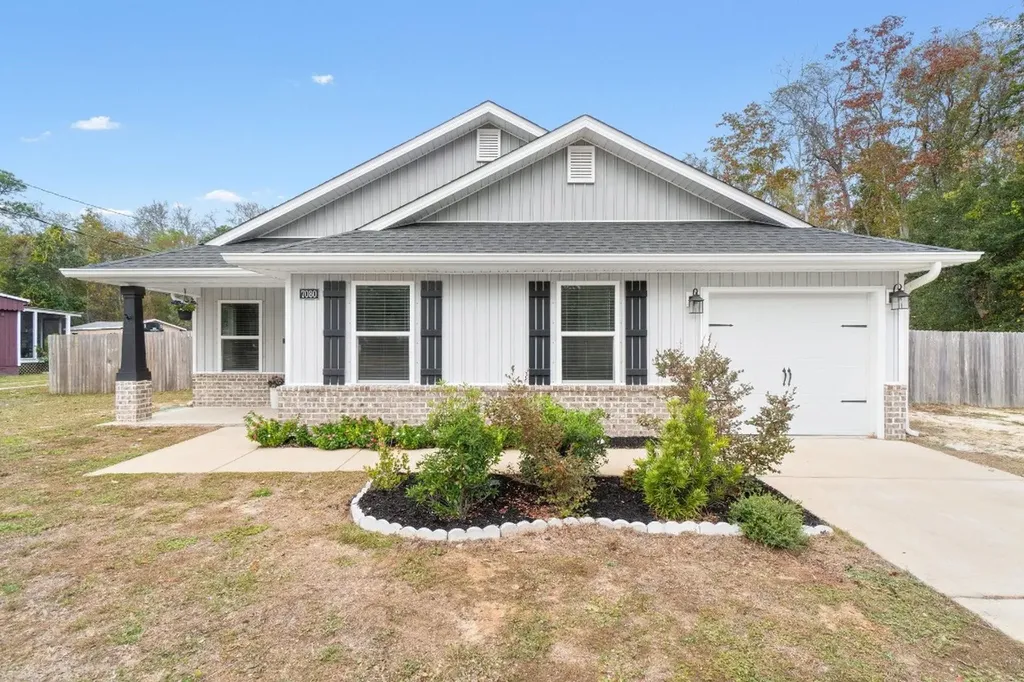 7080 Jefferson Street Navarre FL 32566