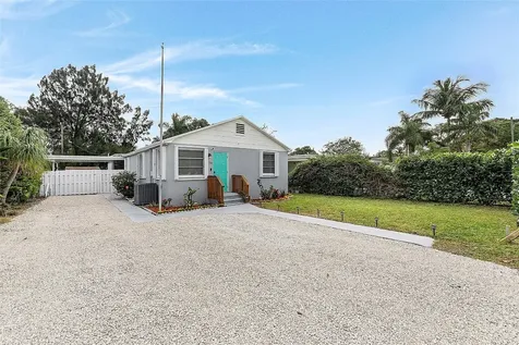 710 N 7th Street Lantana FL 33462