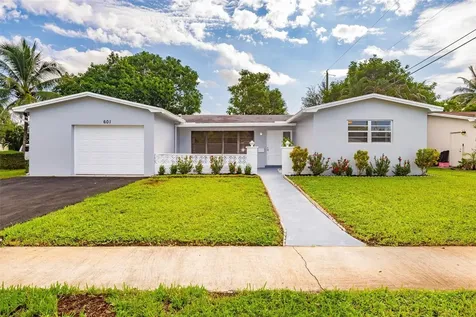 601 SW 69th Terrace Pembroke Pines FL 33023