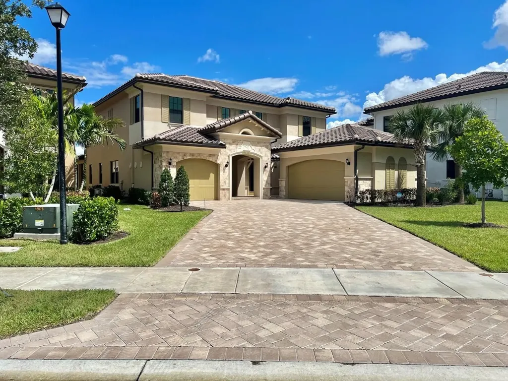 12745 Bayside Court Parkland FL 33076