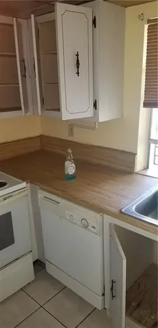 4241 NW 19th Street Lauderhill FL 33313