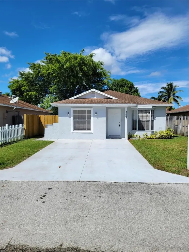 5665 Boynton Cove Way Boynton Beach FL 33437