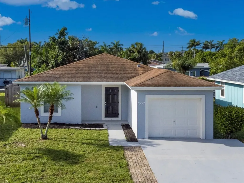 1557 W 10th Street Riviera Beach FL 33404