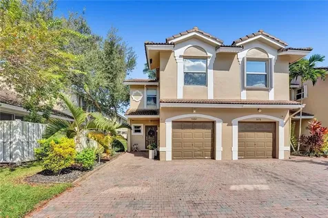 5484 NW 90th Avenue Sunrise FL 33351
