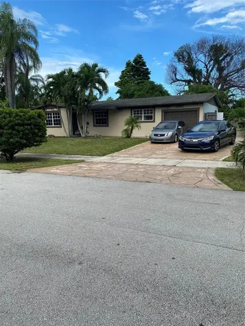 19931 SW 92nd Avenue Cutler Bay FL 33157