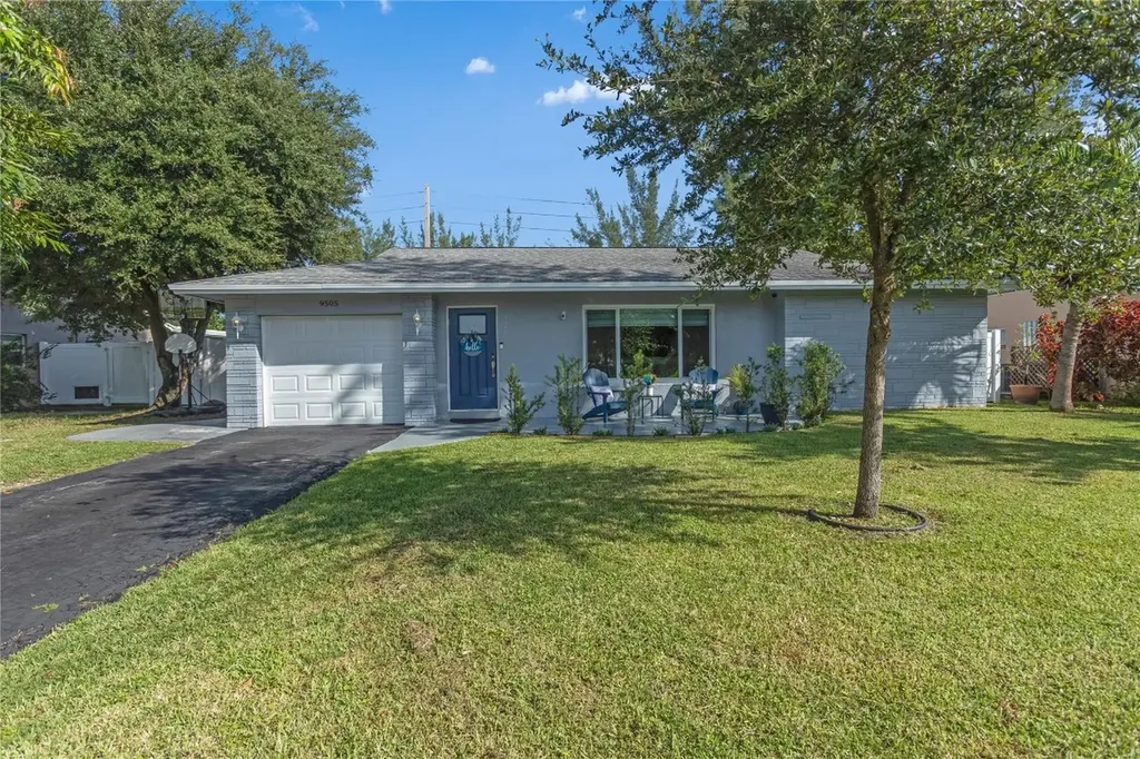 9505 NW 80th Place Tamarac FL 33321