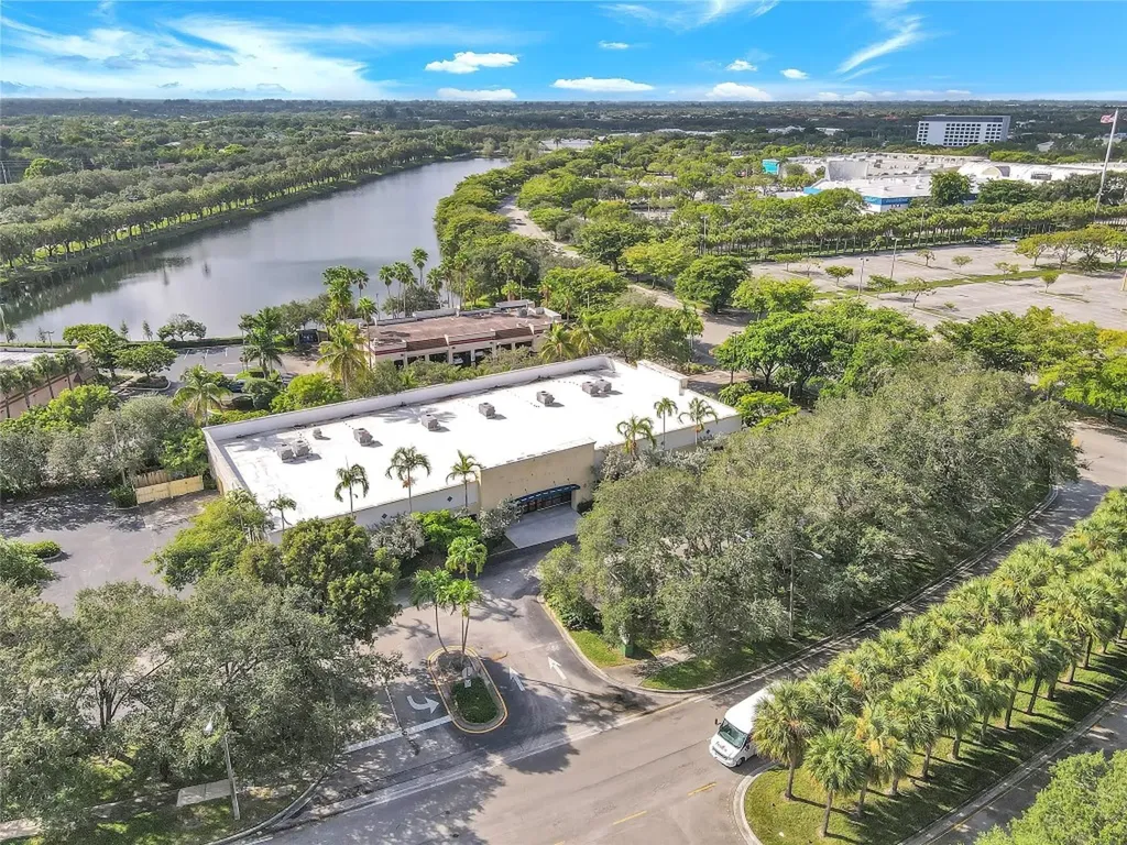 2600 Sawgrass Mills Circle Sunrise FL 33323