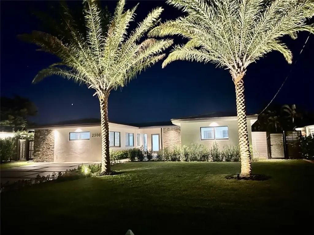 2300 NE 18th Avenue Wilton Manors FL 33305