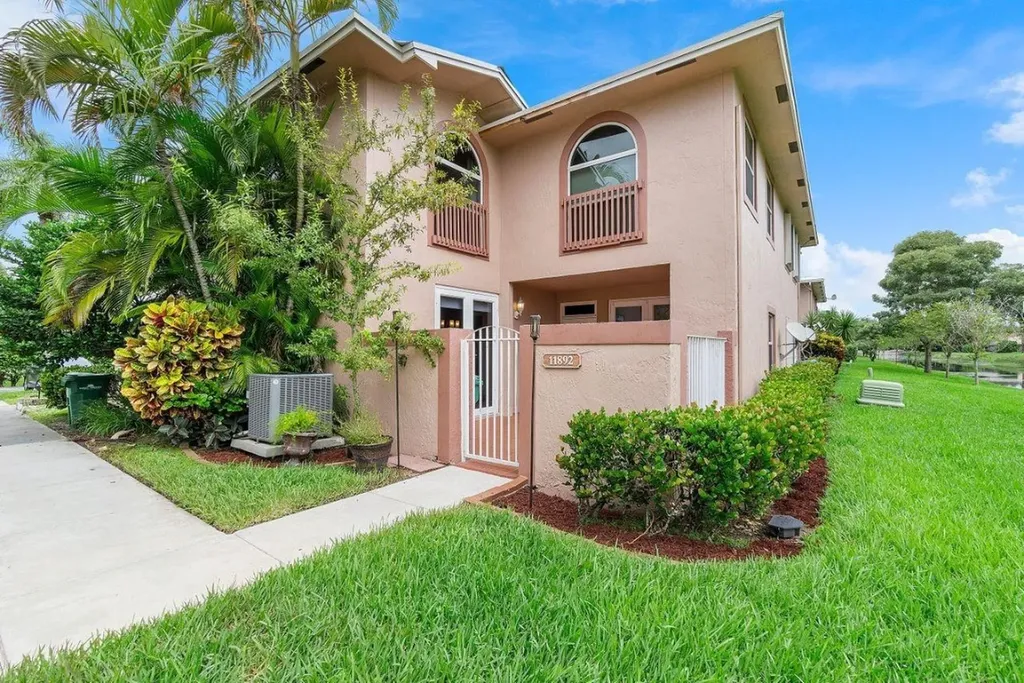 11892 Royal Palm Boulevard Coral Springs FL 33065