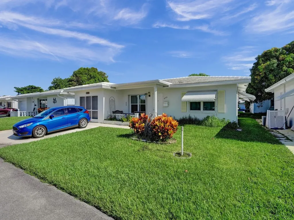 6713 NW 70th Court Tamarac FL 33321
