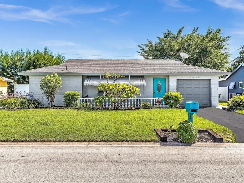 9304 NW 81st Court Tamarac FL 33321
