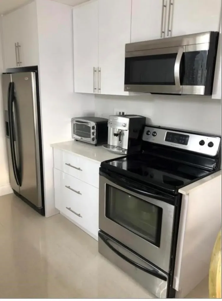 900 NE 18th Avenue Fort Lauderdale FL 33304