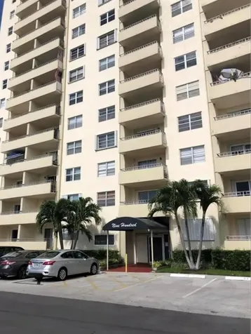 900 NE 18th Avenue Fort Lauderdale FL 33304