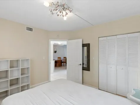 18260 N Bay Road Sunny Isles Beach FL 33160
