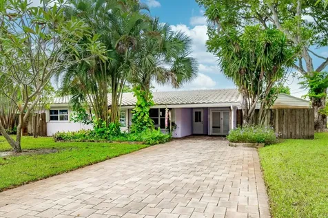 1933 NW 2nd Avenue Wilton Manors FL 33311