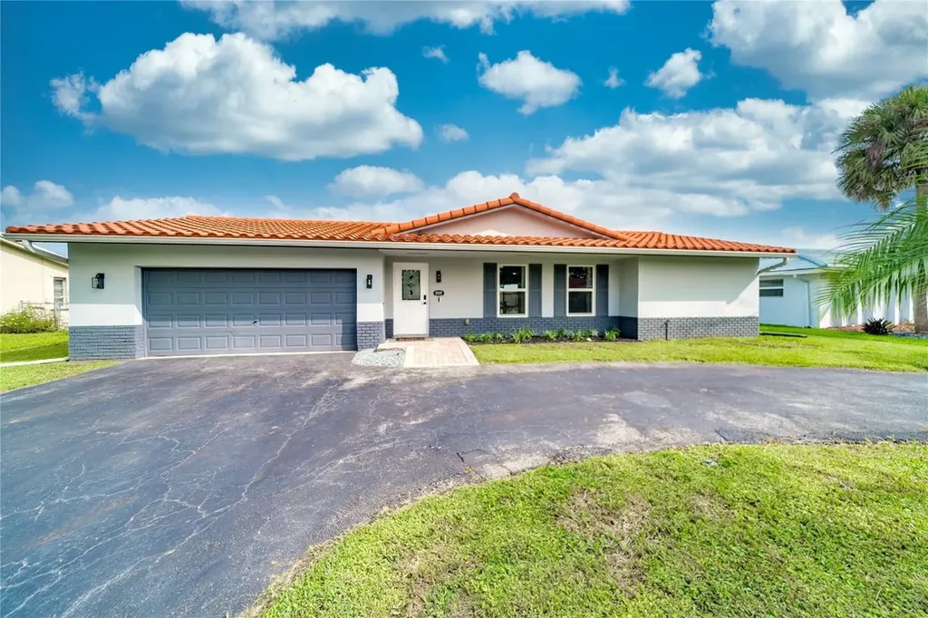 8539 NW 18th Place Coral Springs FL 33071