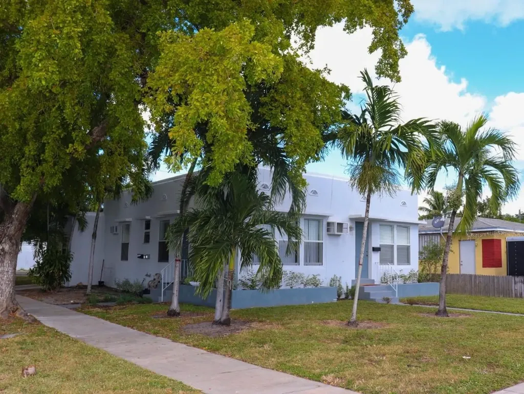 1959 Funston Street Hollywood FL 33020