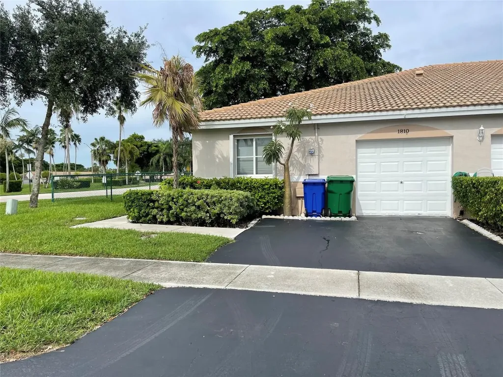 1810 SW 114th Terrace Miramar FL 33025