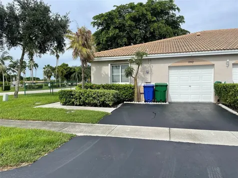 1810 SW 114th Terrace Miramar FL 33025