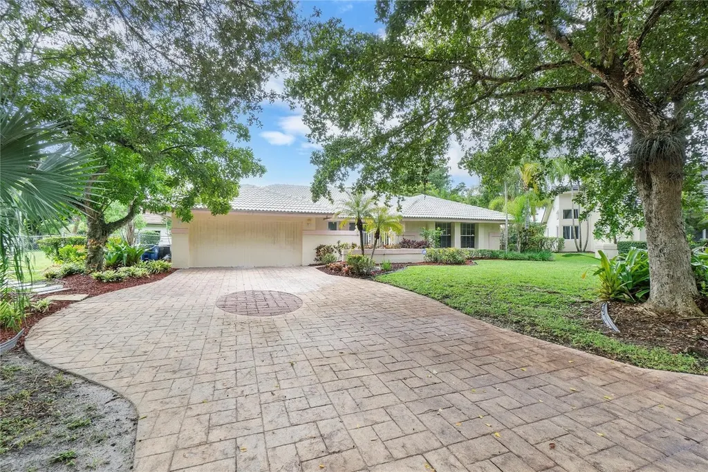 1317 NW 108th Avenue Coral Springs FL 33071