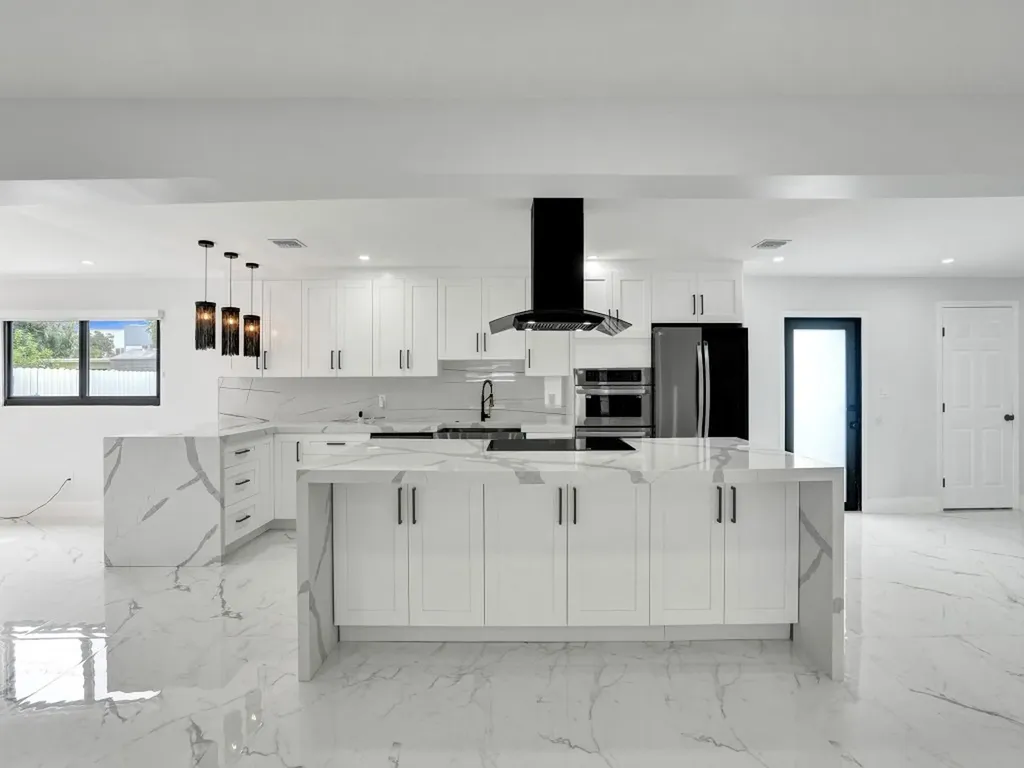 21201 NE 13th Place Miami FL 33179
