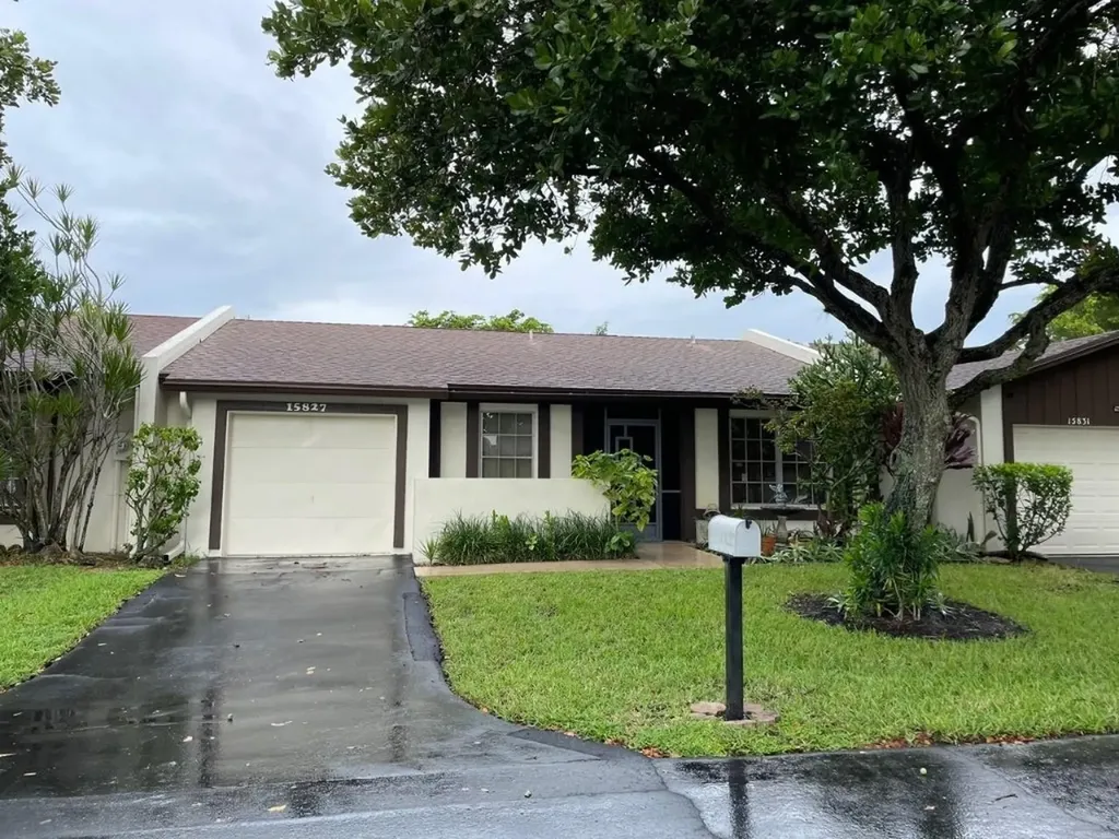 15827 Laurel Oak Circle Delray Beach FL 33484