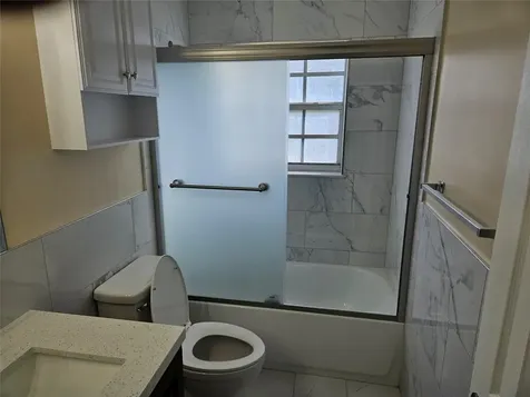 4721 NW 18th Court Lauderhill FL 33313