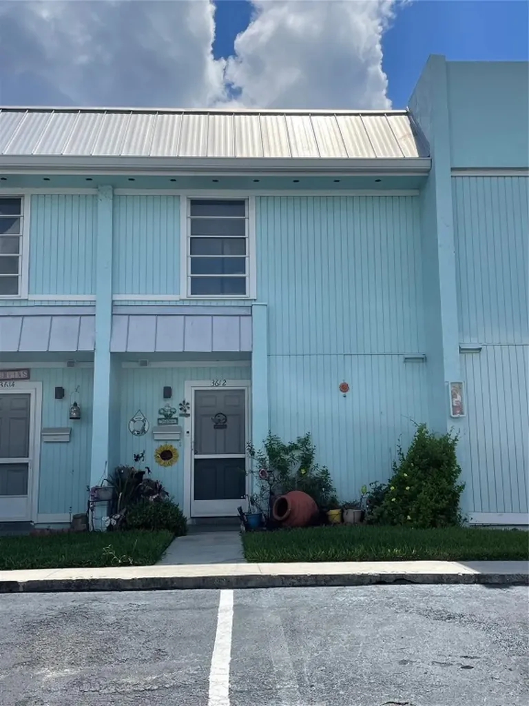 3612 NE 21st Avenue Lighthouse Point FL 33064