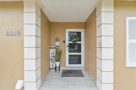 8240 SW 9th Court North Lauderdale FL 33068