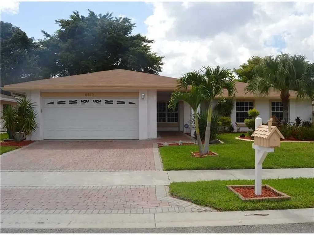 6510 NW 89th Avenue Tamarac FL 33321
