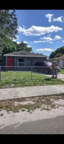 522 N 15th Street Fort Pierce FL 34950