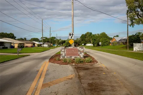 754 American Street Lake Placid FL 33852