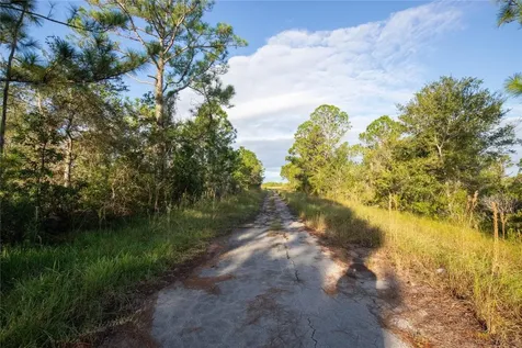 754 American Street Lake Placid FL 33852