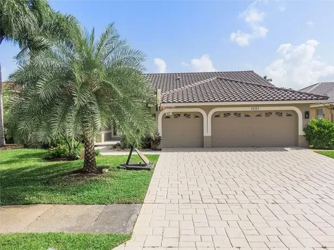 5225 NW 109th Lane Coral Springs FL 33076