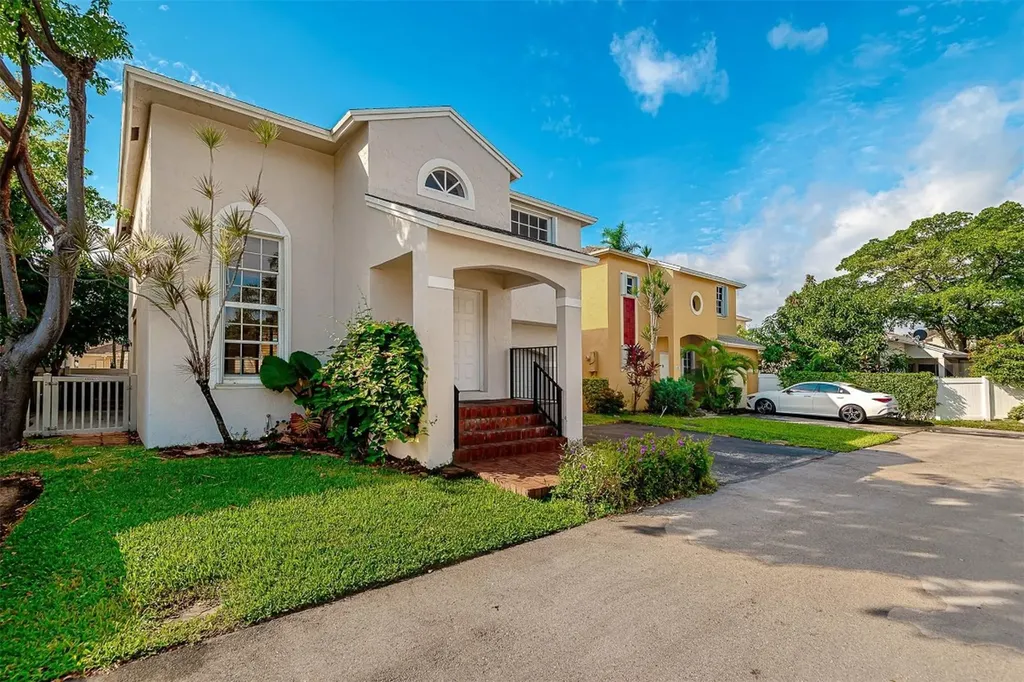 12000 NW 13th Street Pembroke Pines FL 33026