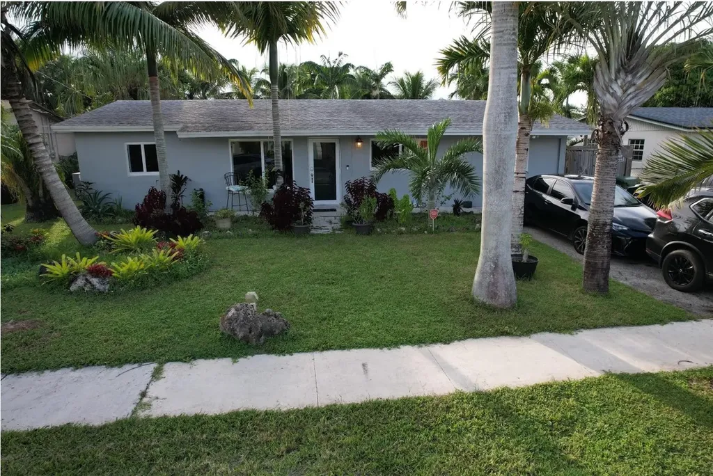 391 SW 65th Avenue Margate FL 33068