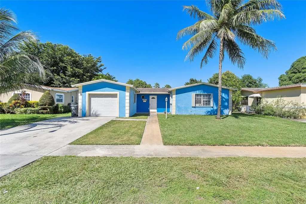 6533 SW 8th Court North Lauderdale FL 33068