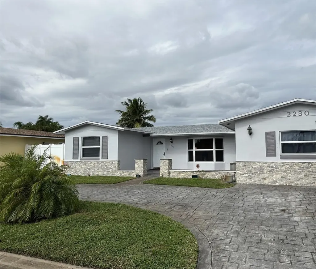 2230 NW 93rd Avenue Pembroke Pines FL 33024