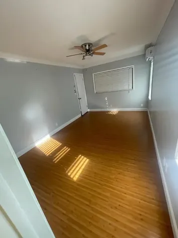 8241 SW 9th Street North Lauderdale FL 33068
