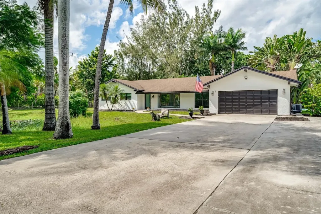 11191 SW 26th Street Davie FL 33324