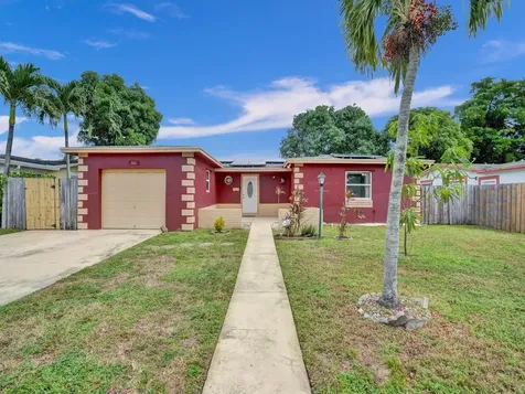922 SW 70th Way North Lauderdale FL 33068