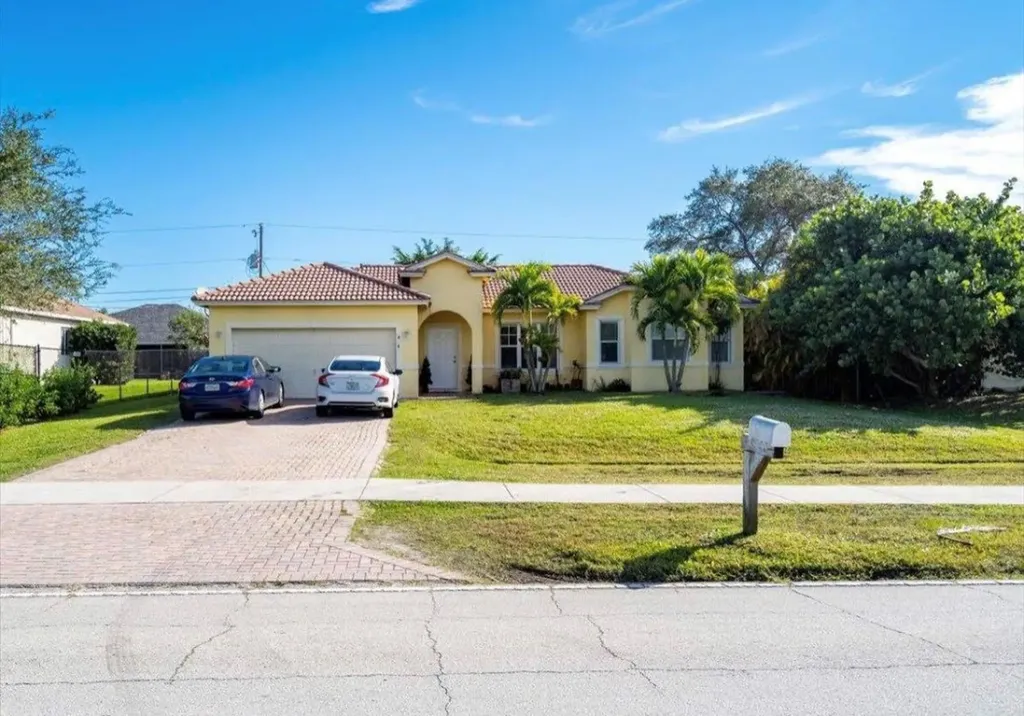 4441 SW Savona Boulevard Port St Lucie FL 34953