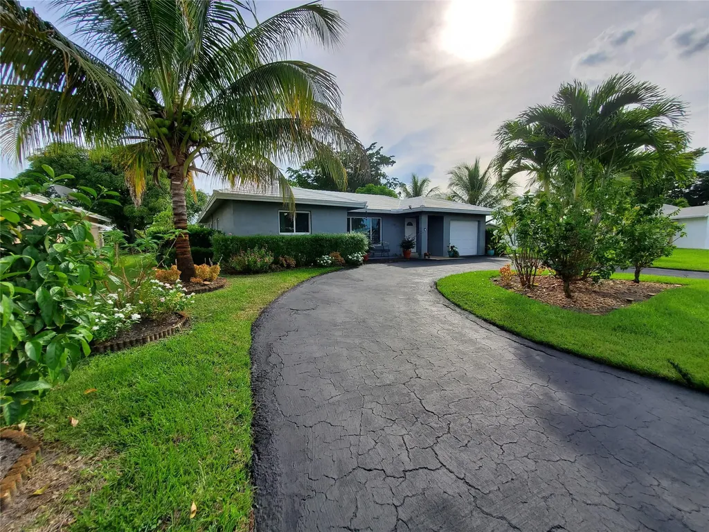 9110 NW 72nd Street Tamarac FL 33321