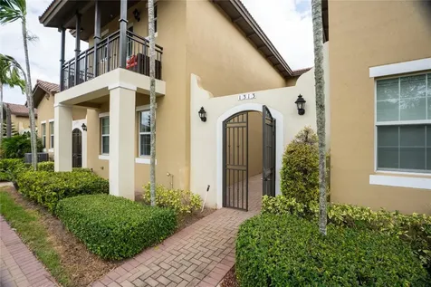 1313 SW 147th Terrace Pembroke Pines FL 33027