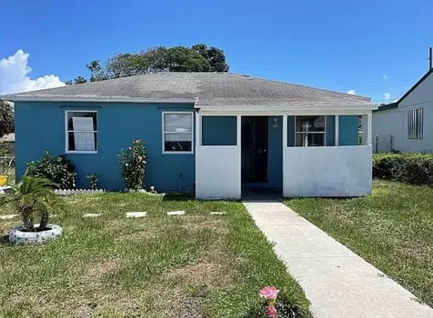 741 W 5th Street Riviera Beach FL 33404