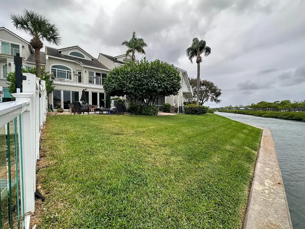 1000 N Us Highway 1 Jupiter FL 33477