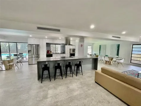 460 NE 144th Street Miami FL 33161
