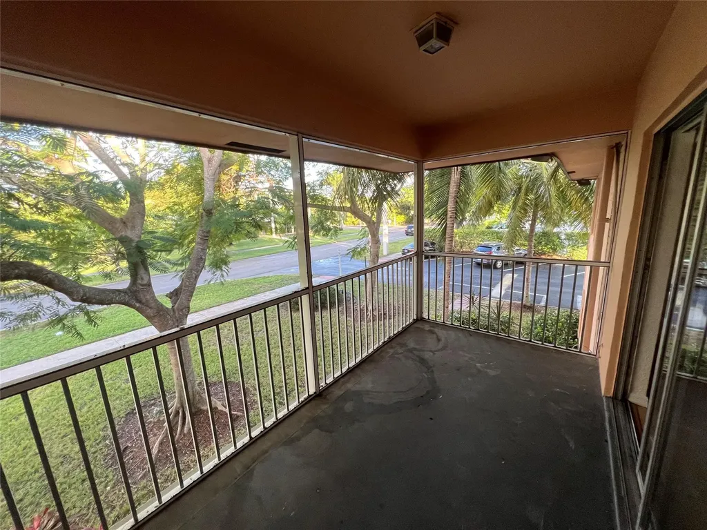 760 SE 2nd Avenue Deerfield Beach FL 33441