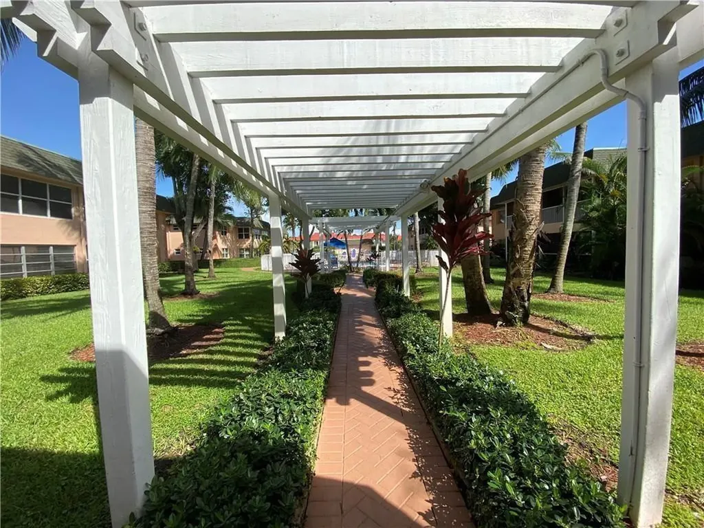 760 SE 2nd Avenue Deerfield Beach FL 33441